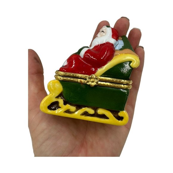 Santa Clause Trinket Box Porcelain Santa in Sleigh Hinged Christmas Box - Picture 5 of 5